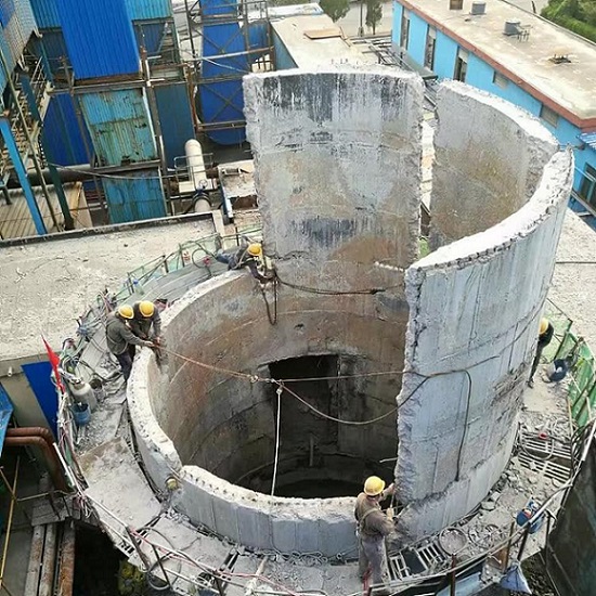 水泥烟囱拆除注意事项及施工过程分享