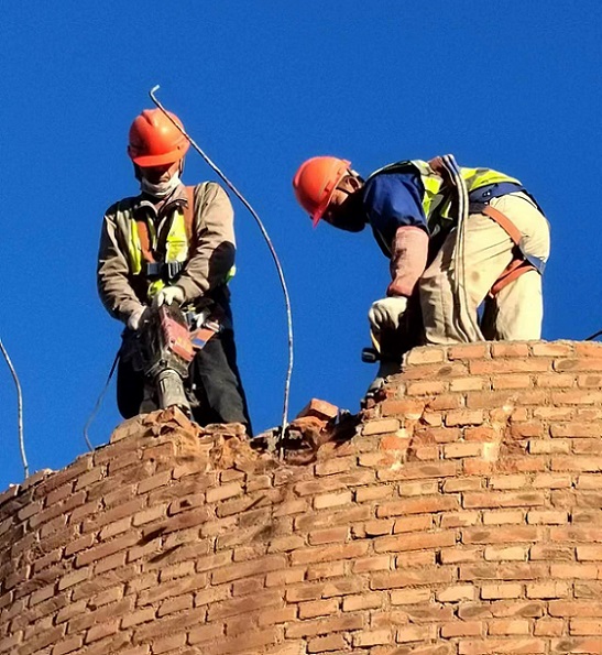 1707101688106831.jpg 670cef37b8492927cdd2c238322dc95.jpg