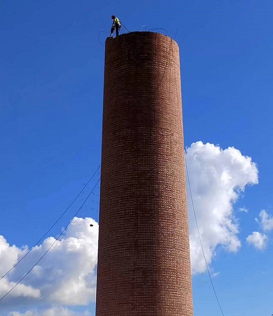 南京烟囱拆除公司的专业技艺与环保安全承诺